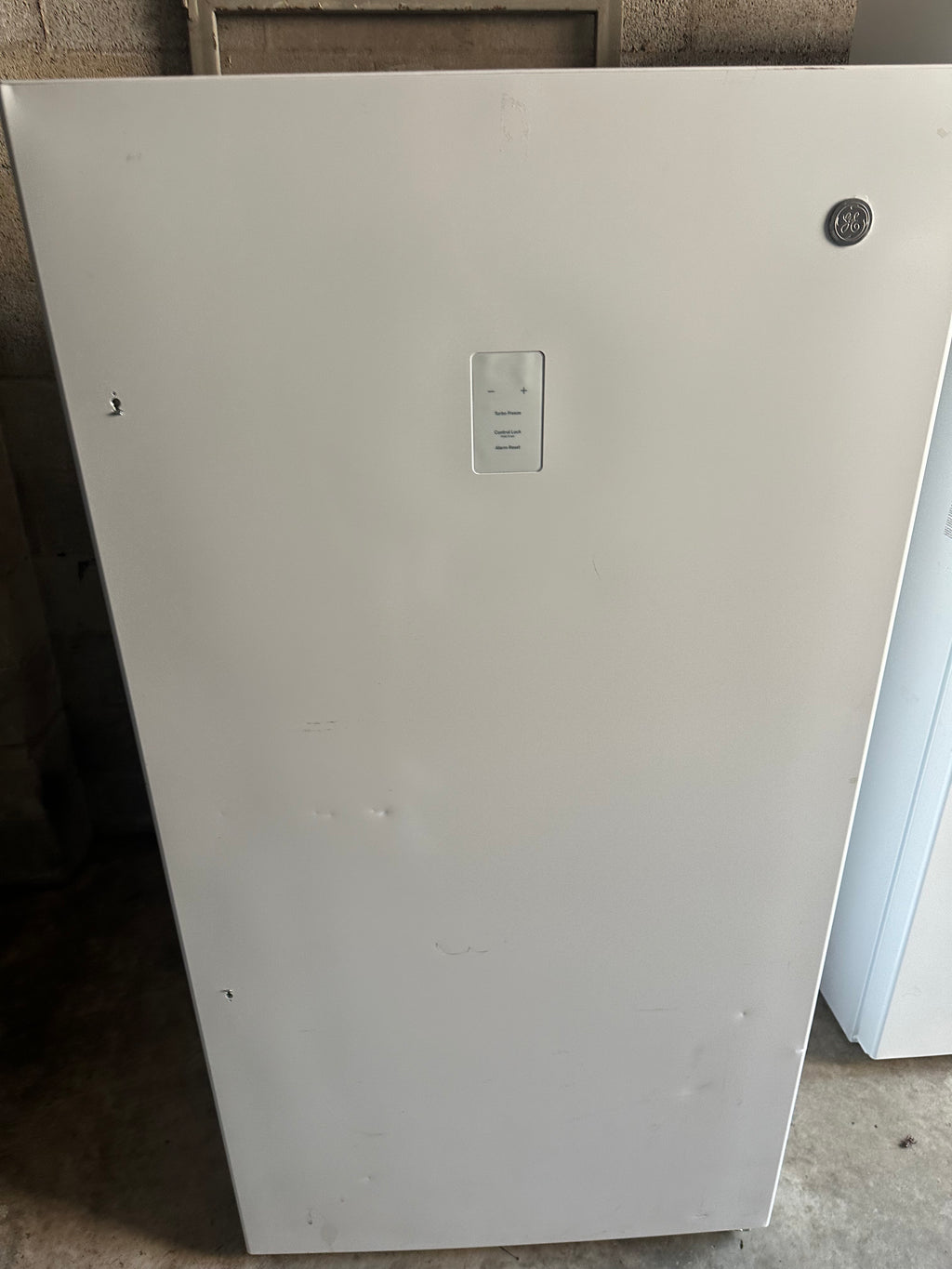 GE® ENERGY STAR® 17.3 Cu. Ft. Frost-Free Garage Ready Upright Freezer  Model #: FUF17DLRWW