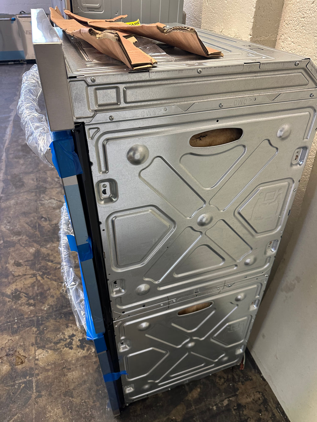 Frigidaire Gallery 30" Double Electric Wall Oven with 15+ Ways To Cook.