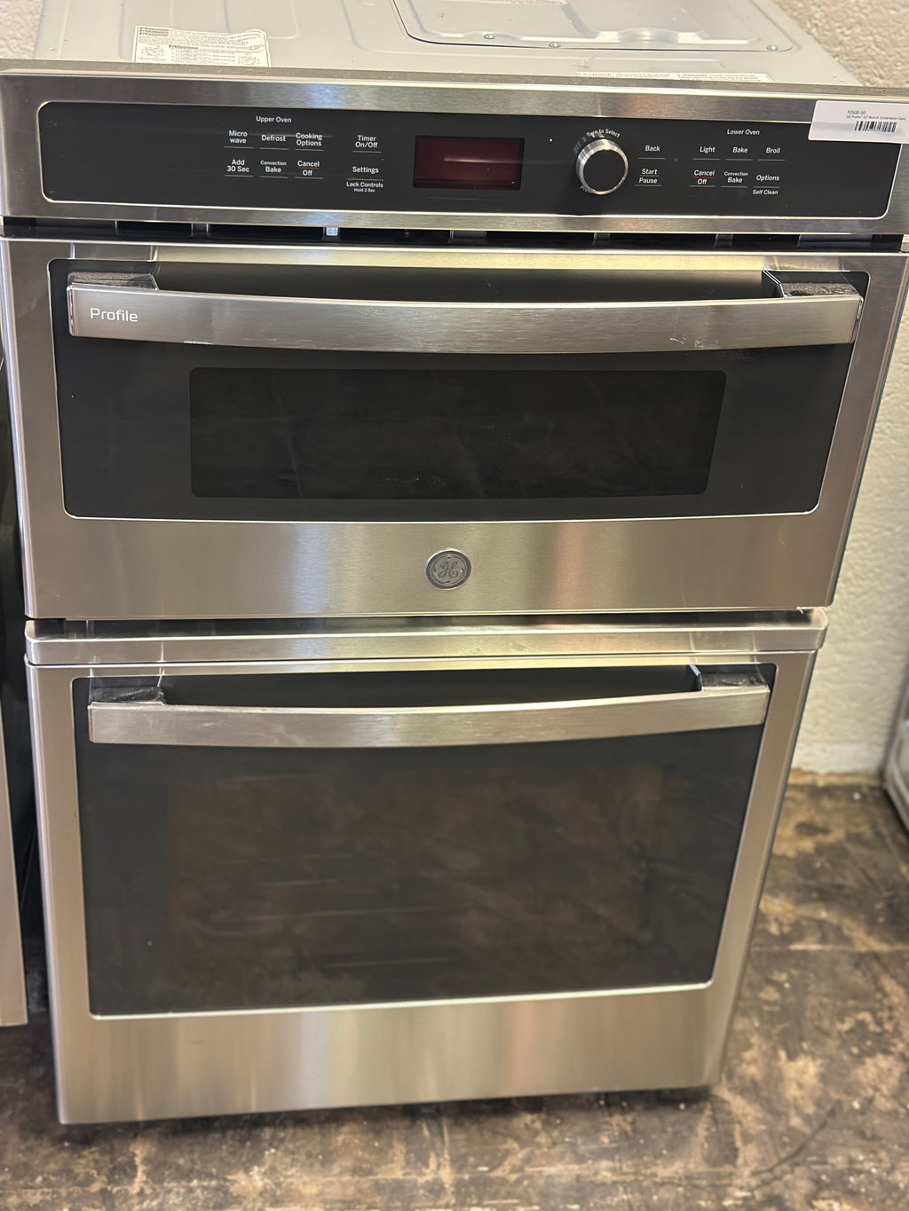 GE Profile™ 27" Built-In Combination Convection Microwave/Convection Wall Oven  Model #: PK7800SKSS