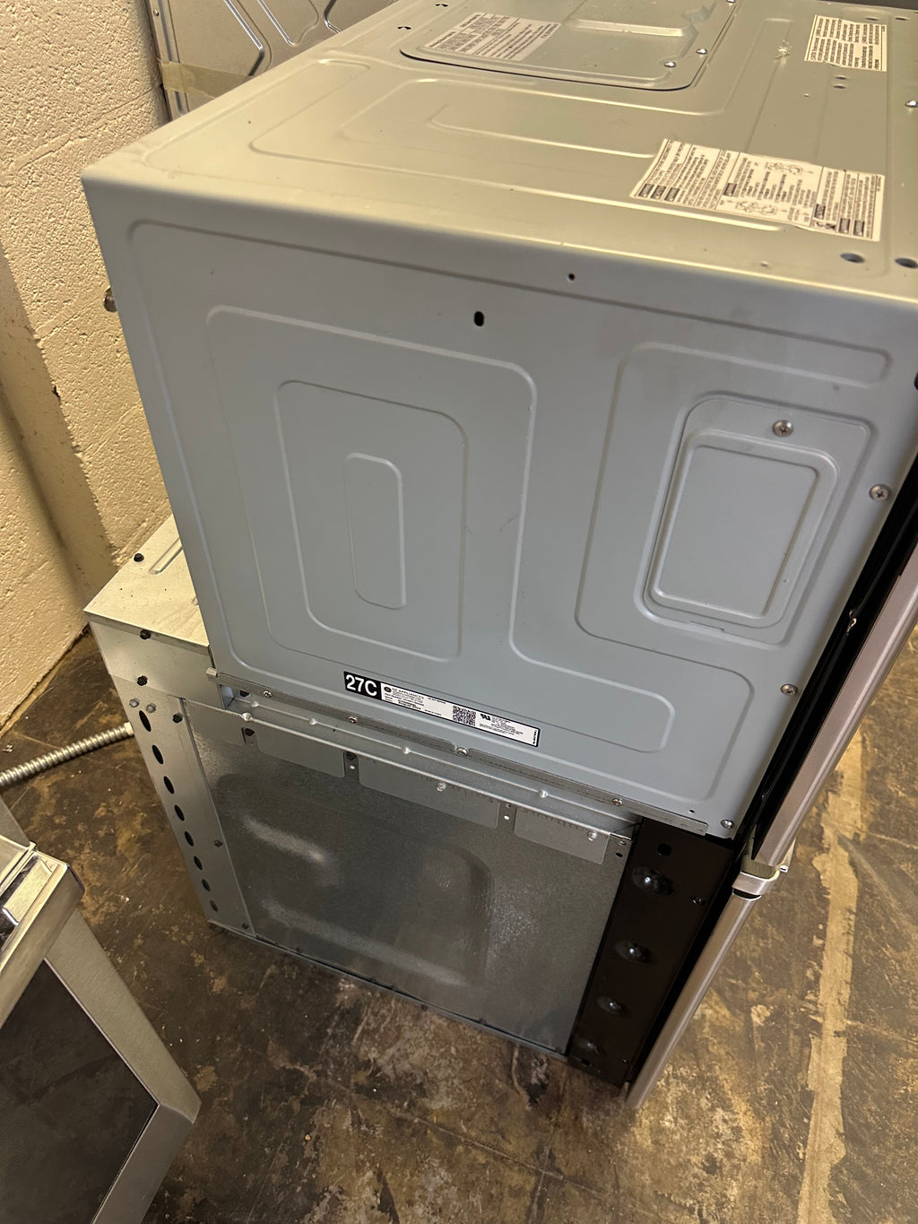 GE Profile™ 27" Built-In Combination Convection Microwave/Convection Wall Oven  Model #: PK7800SKSS