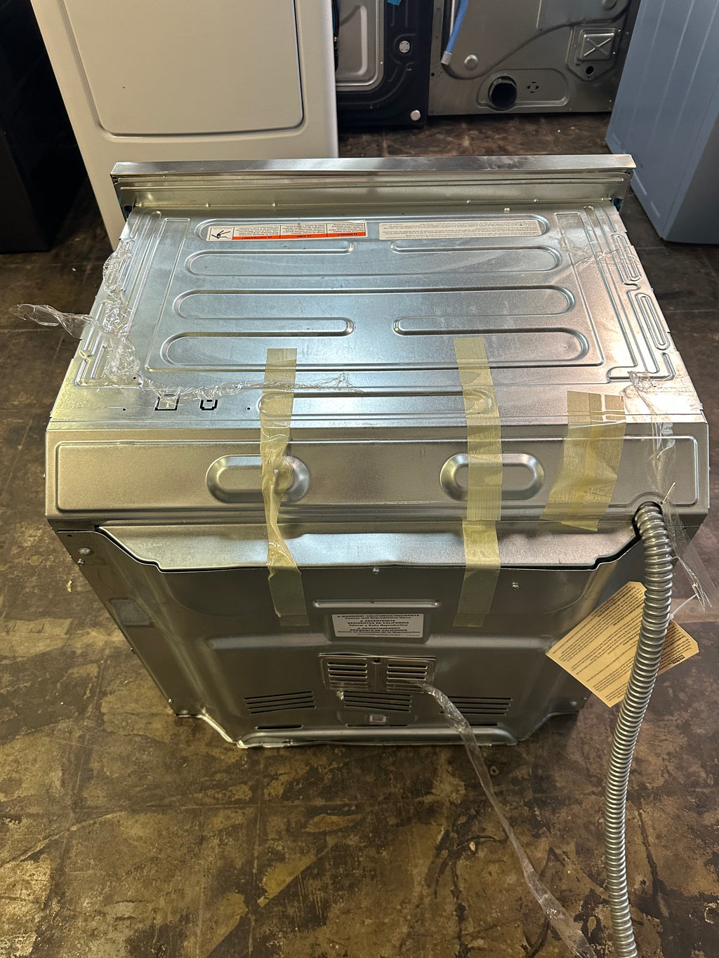 Frigidaire 30" Single Electric Wall Oven FCWS3027AS