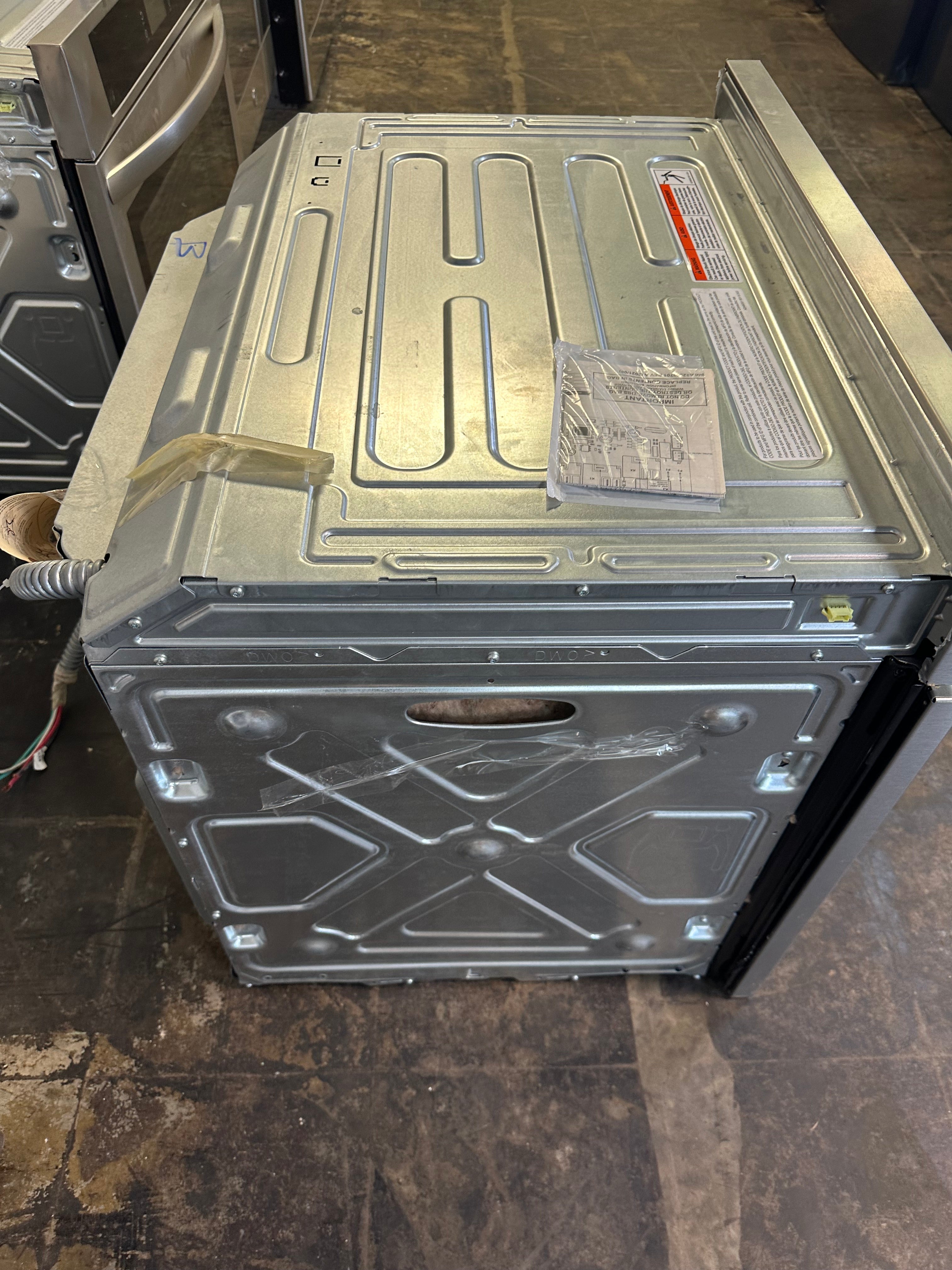 Frigidaire Gallery 30" Single Electric Wall Oven with 15+ Ways To Cook MODEL# GCWS3067AF