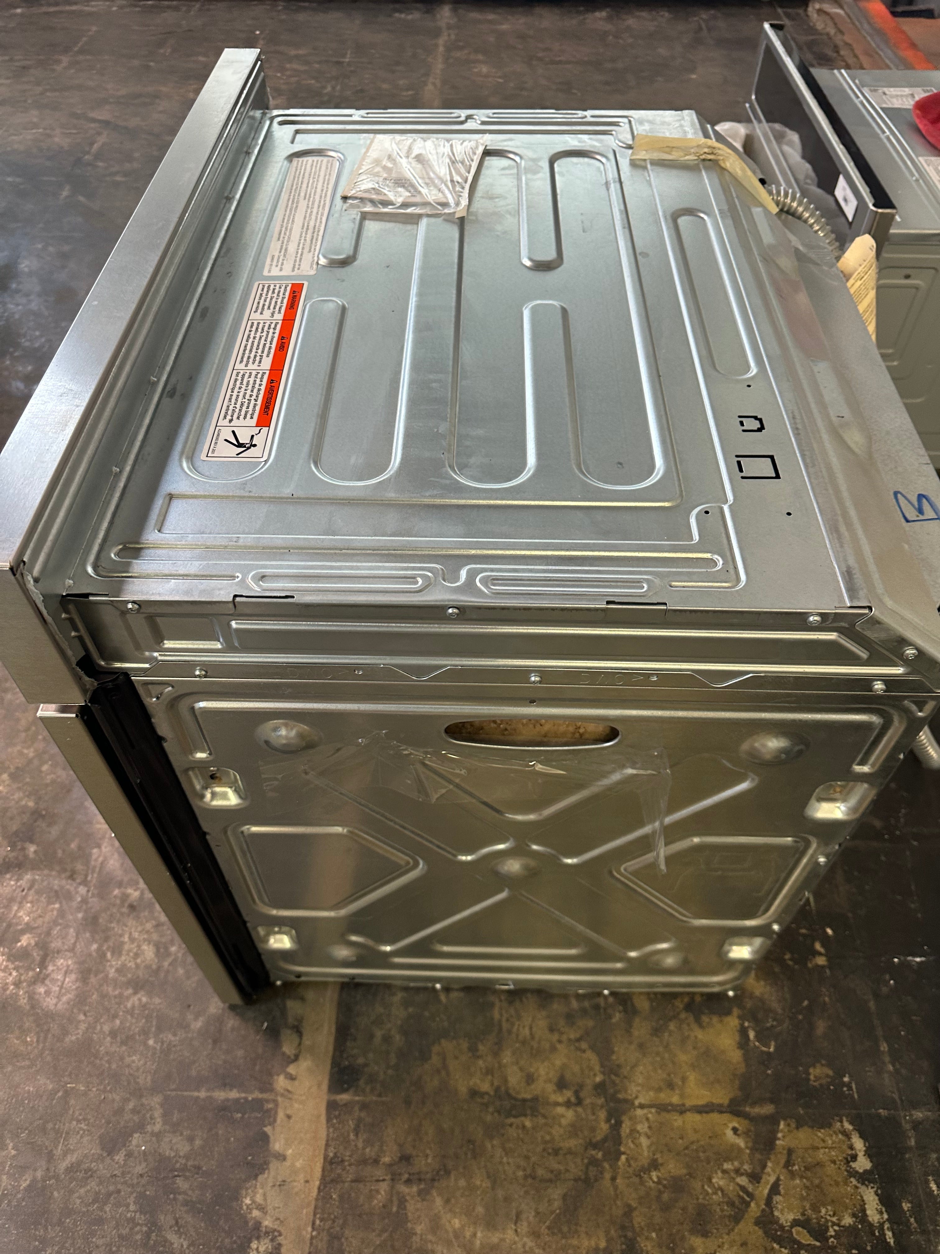 Frigidaire Gallery 30" Single Electric Wall Oven with 15+ Ways To Cook MODEL# GCWS3067AF