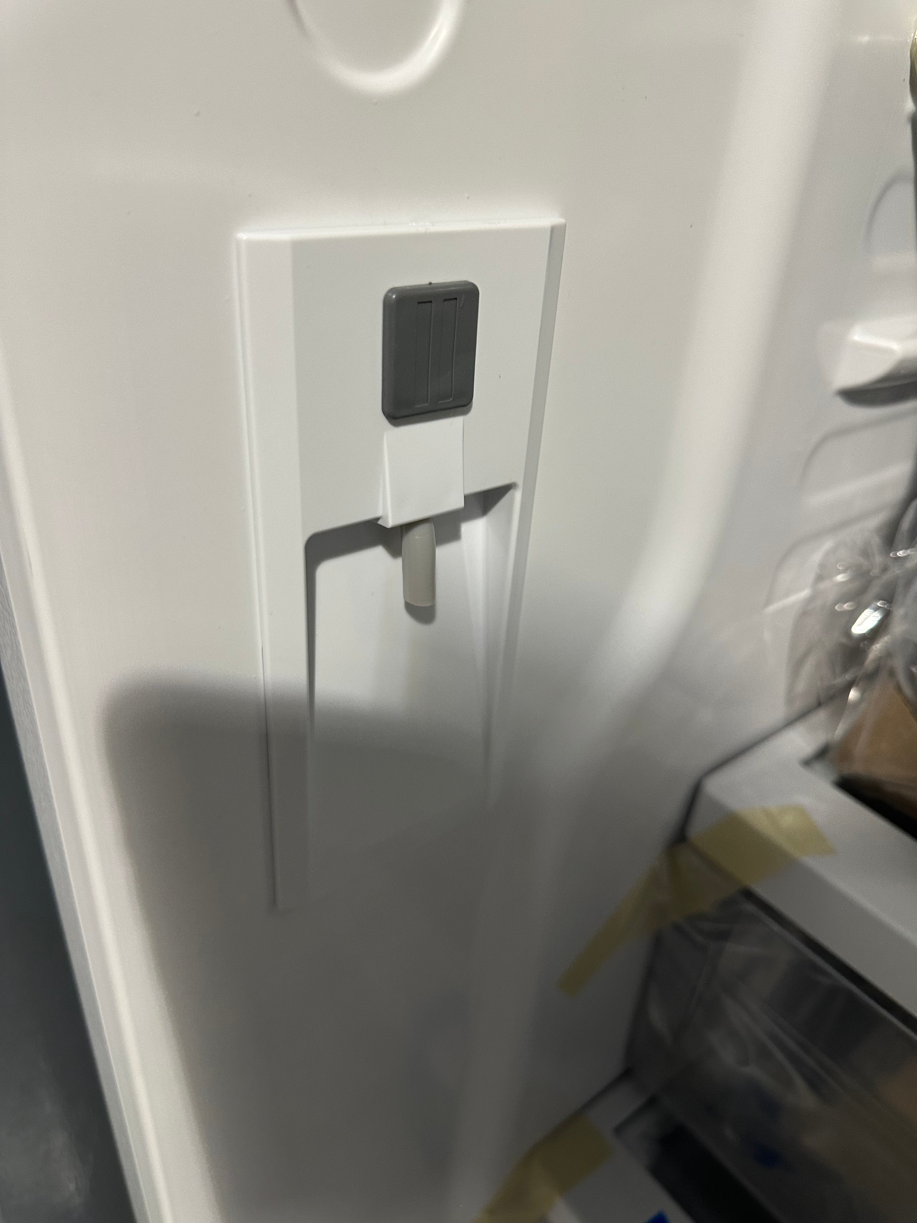 GE® ENERGY STAR® 24.7 Cu. Ft. French-Door Refrigerator  Model #: GNE25JGKWW