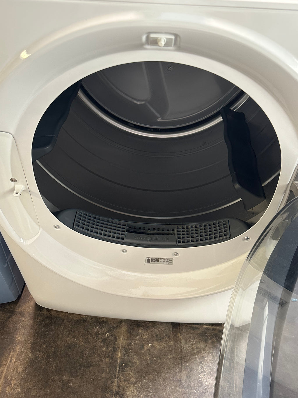 GE® ENERGY STAR® 7.8 cu. ft. Capacity Smart Front Load Electric Dryer with Sanitize Cycle  Model #: GFD55ESSNWW