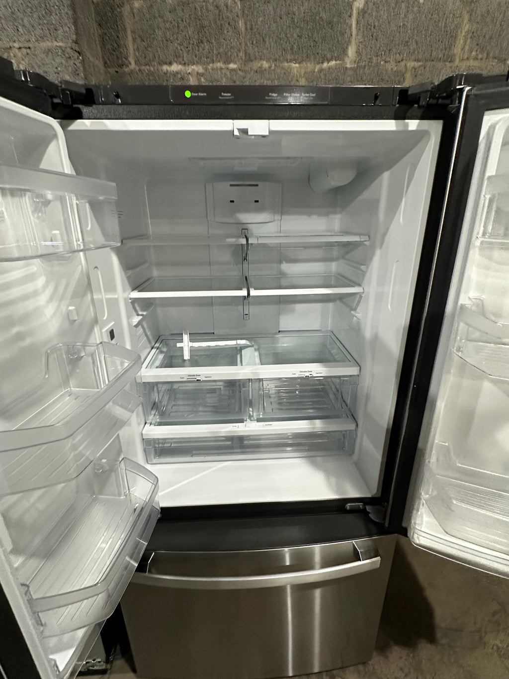 GE Standard-Depth 24.8-cu ft 3 -Door French Door Refrigerator with Ice Maker with Water Dispenser ( Fingerprint-resistant Stainless Steel ) ENERGY STAR Certified