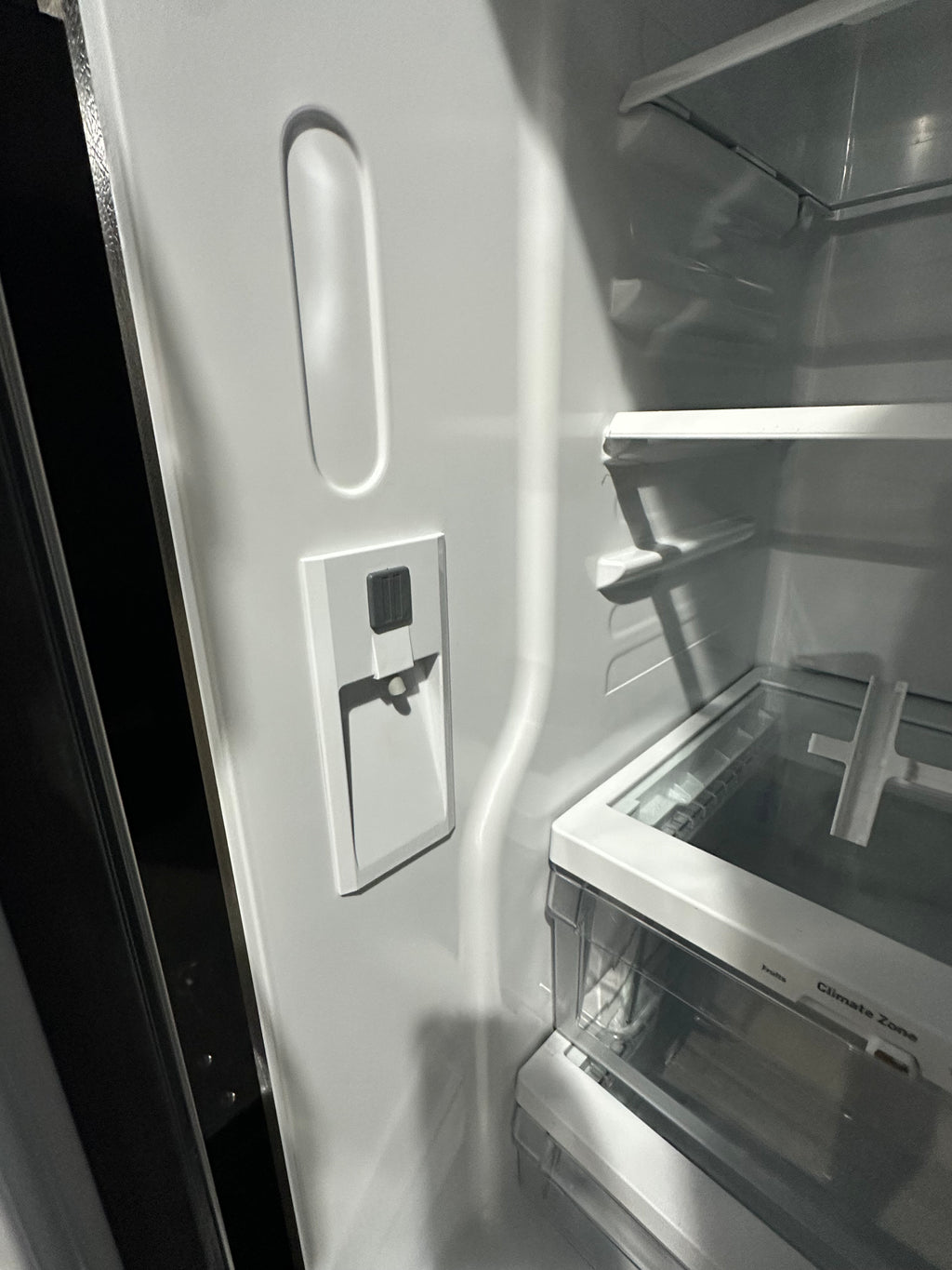 GE Standard-Depth 24.8-cu ft 3 -Door French Door Refrigerator with Ice Maker with Water Dispenser ( Fingerprint-resistant Stainless Steel ) ENERGY STAR Certified