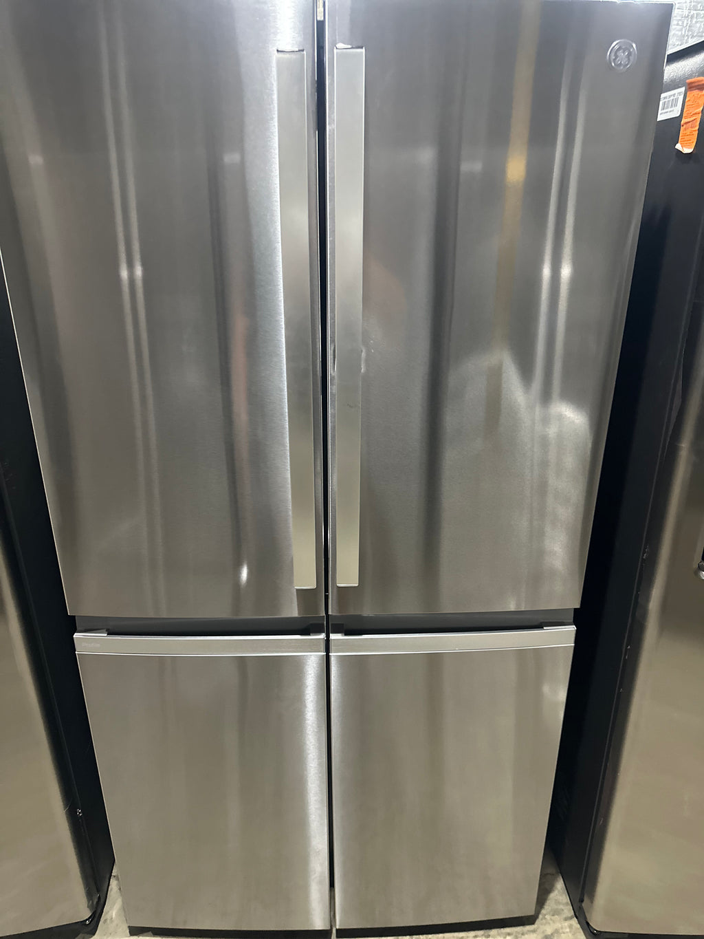 GE Profile™ ENERGY STAR® 28.4 Cu. Ft. Quad-Door Refrigerator with Dual-Dispense AutoFill Pitcher and Door in Door Model #: PAD28BYTFS