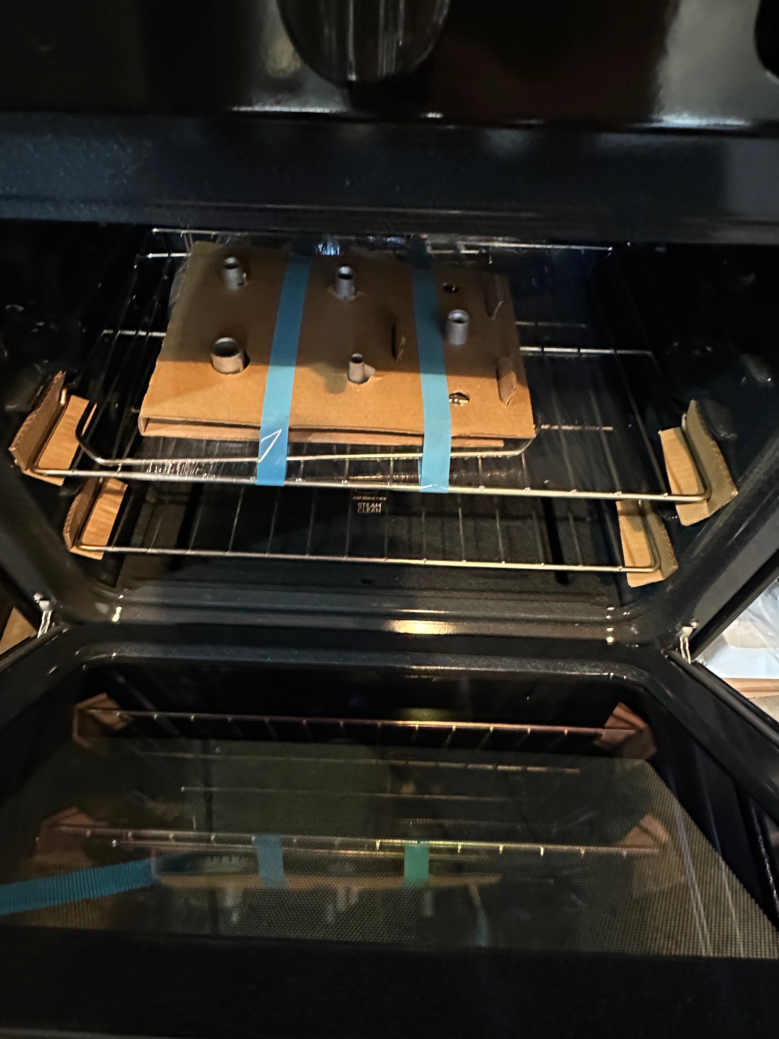 GE® 30" Free-Standing Gas Range  Model #: JGBS66DEKBB