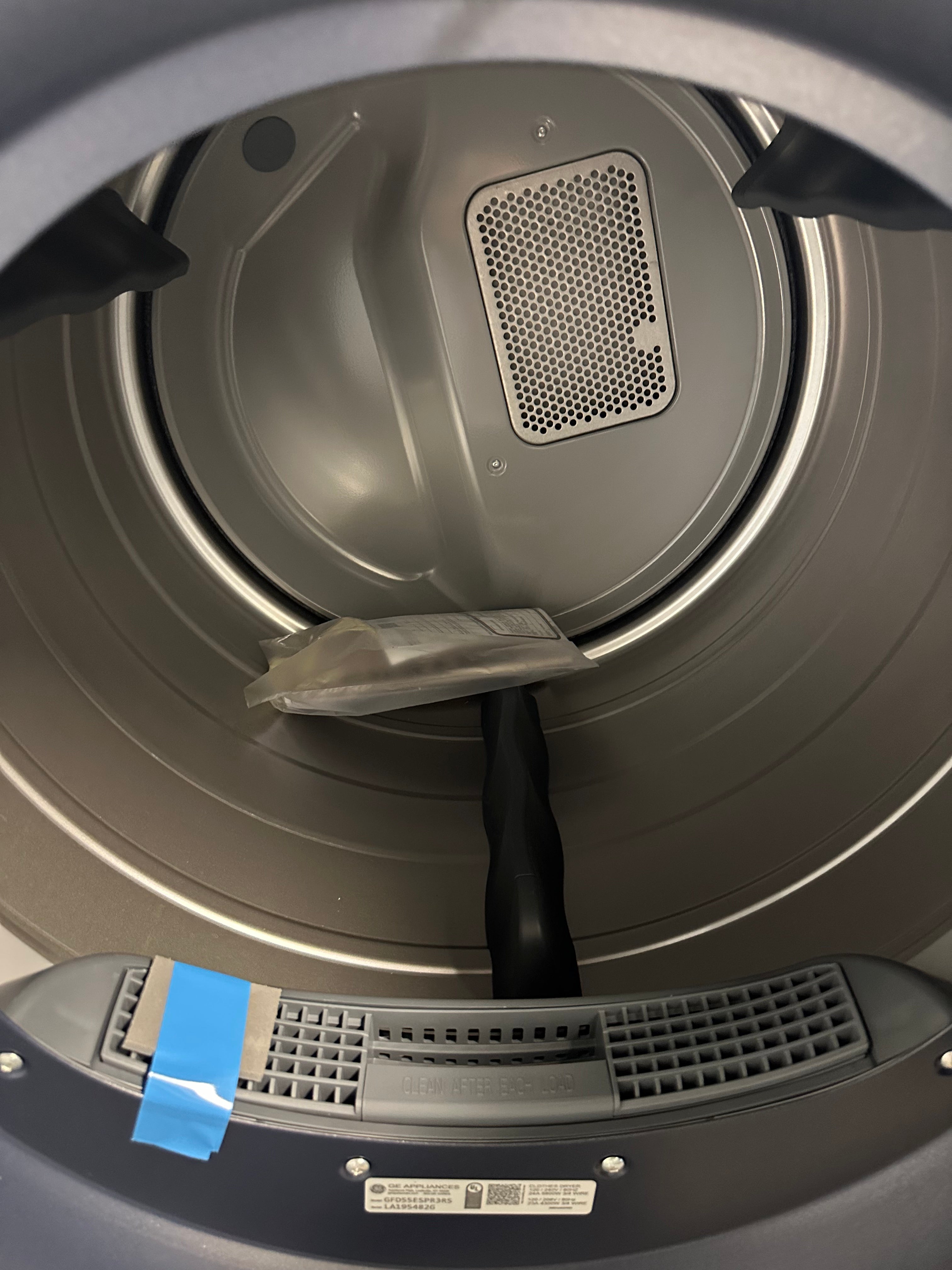 GE® ENERGY STAR® 7.8 cu. ft. Capacity Smart Front Load Electric Dryer with Sanitize Cycle  Model #: GFD55ESPRRS