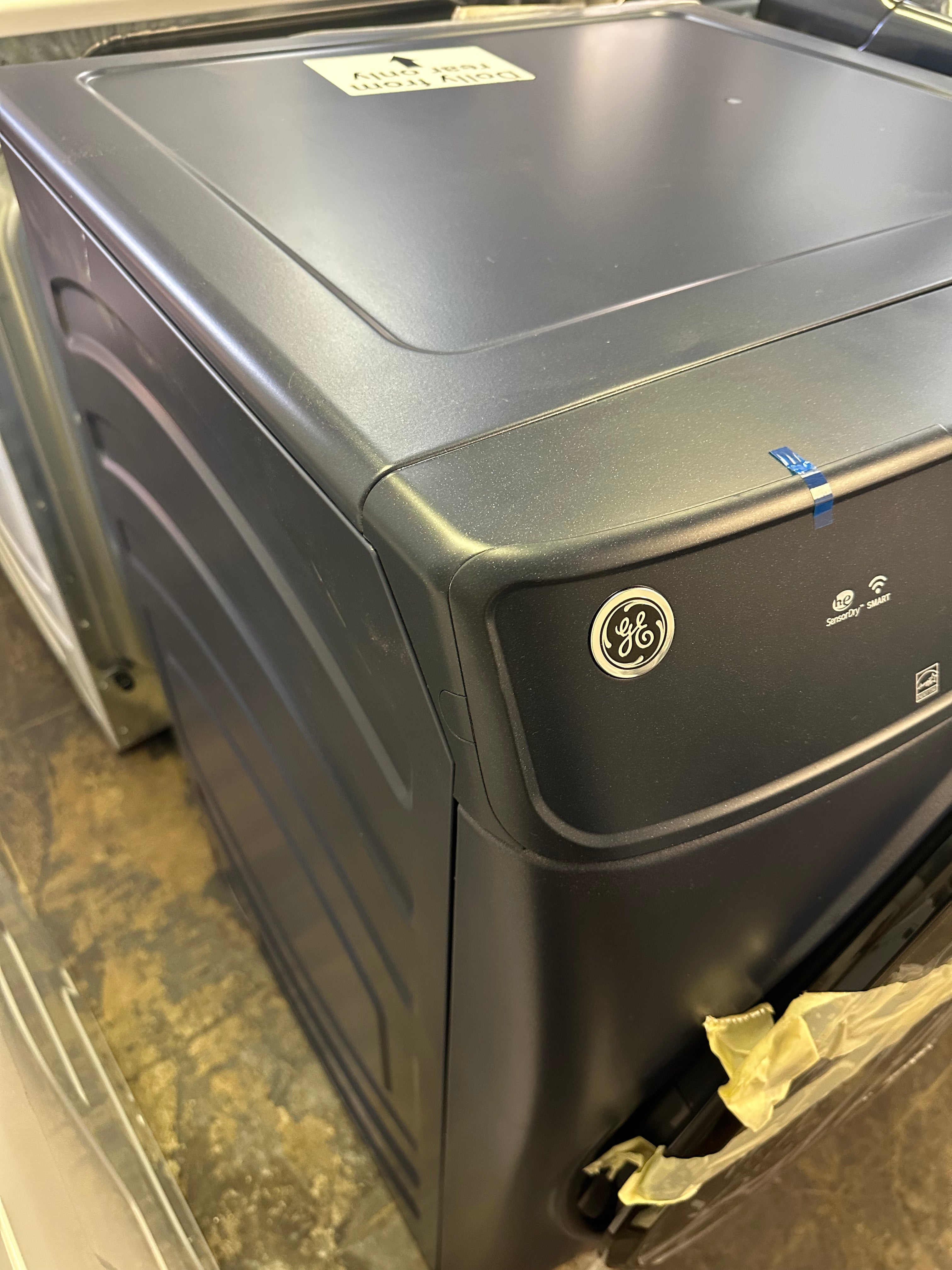 GE® ENERGY STAR® 7.8 cu. ft. Capacity Smart Front Load Electric Dryer with Sanitize Cycle  Model #: GFD55ESPRRS