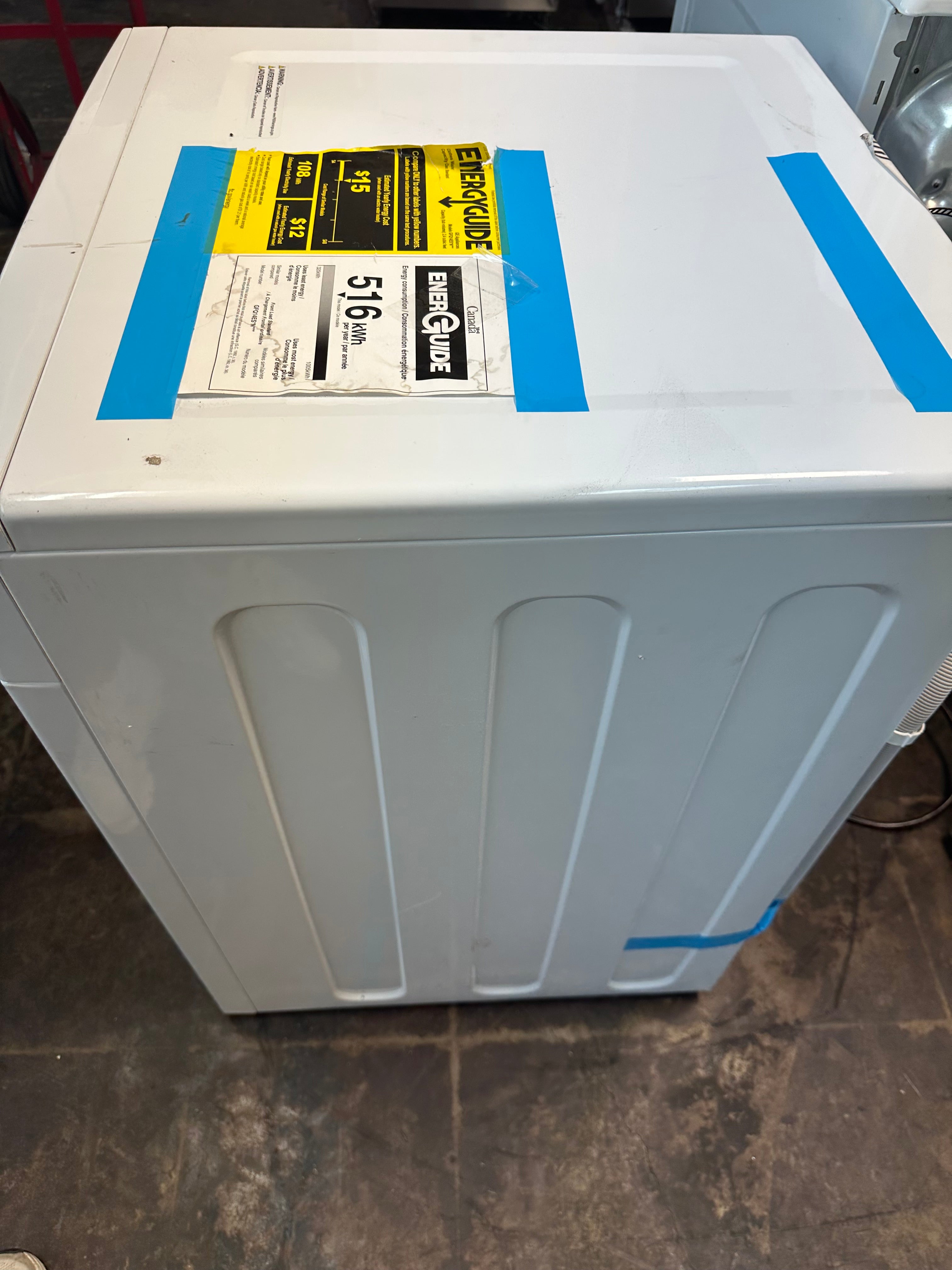 GE® 24" 2.4 cu. ft.Capacity Front Load Washer/Condenser Dryer Combo Model #: GFQ14ESSNWW