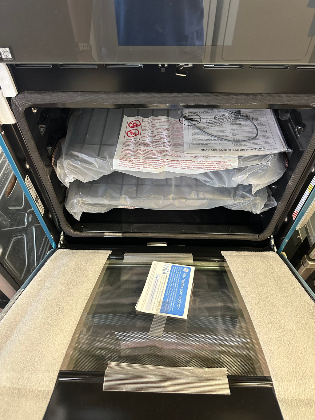 GE Profile™ 27" Smart Built-In Convection Double Wall Oven Model #: PKD7000SNSS